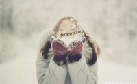 家乡下雪了，我的女人在那里等我